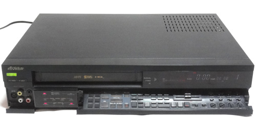 ジャンク譲渡コーナー （0円ジャンク） ＞ Victor HR-S7000 S-VHS 